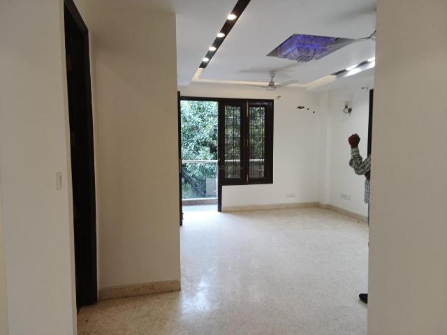 Flat for rent in Deri