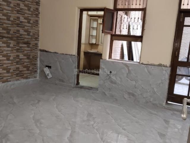 Flat for rent in South West Delhi, Deri