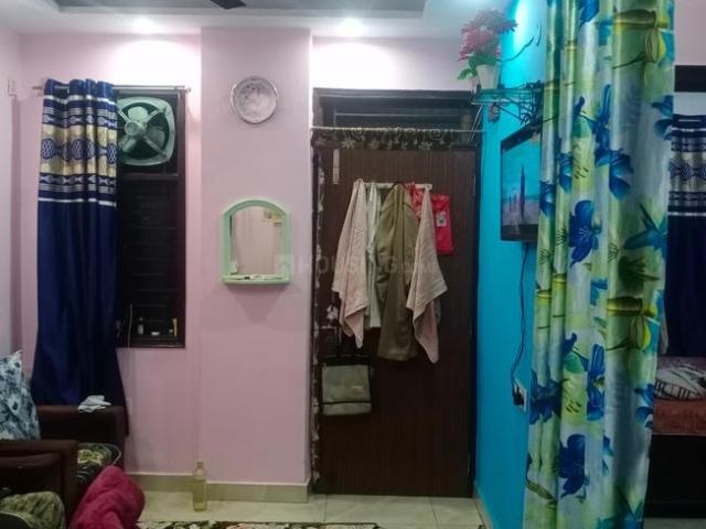 Flat for sale in South West Delhi, Deri