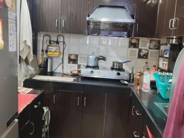 Flat for sale in South West Delhi, Deri