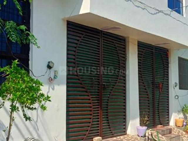 Flat for sale in Preet Vihar, Dadri
