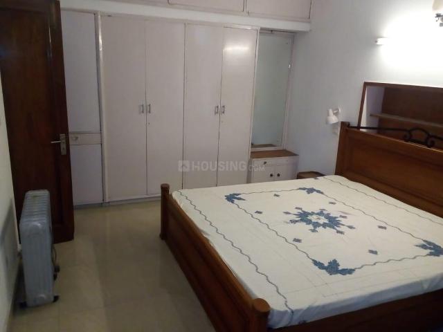 Flat for rent in Deri