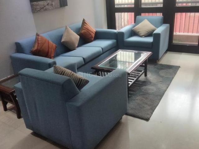 Flat for rent in Deri
