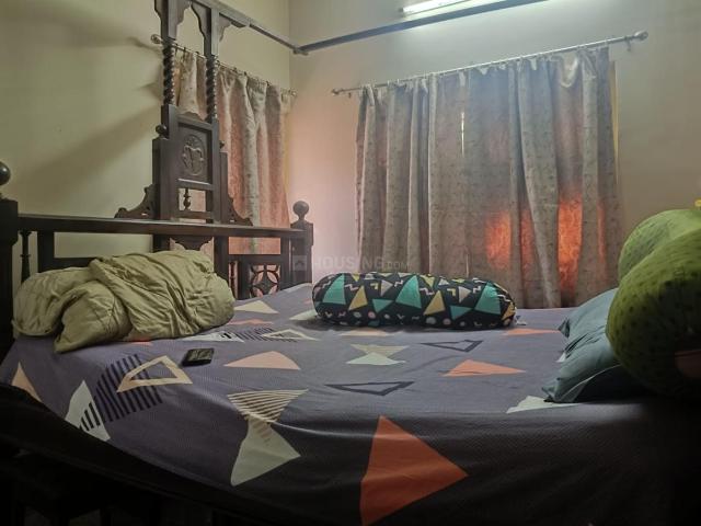 Flat for rent in Dhakuria, Kolkata