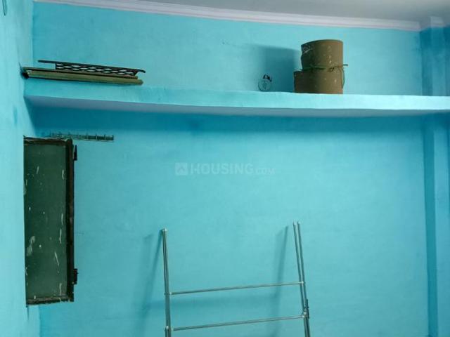 Flat for rent in West Delhi, Deri