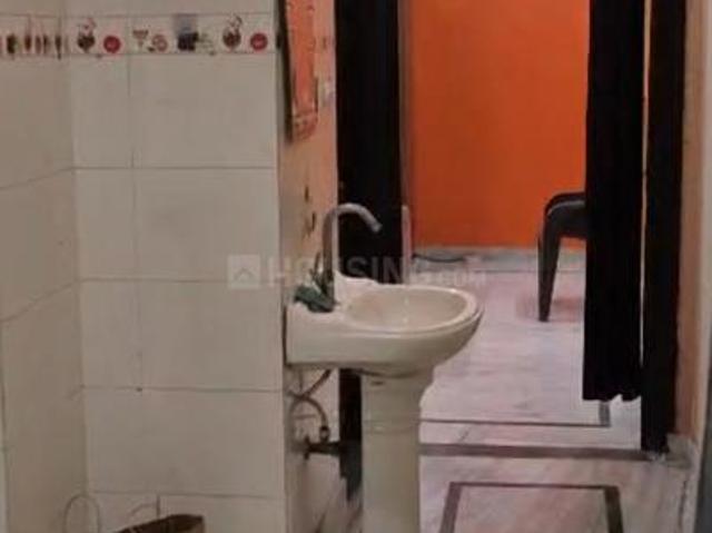 Flat for rent in West Delhi, Deri