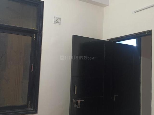 Flat for rent in West Delhi, Deri