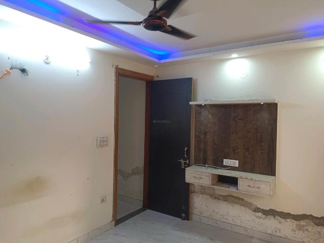 Flat for rent in Mohan Garden, Delhi