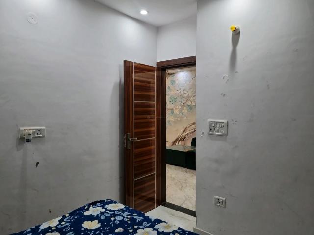 Flat for rent in Nawada, Delhi