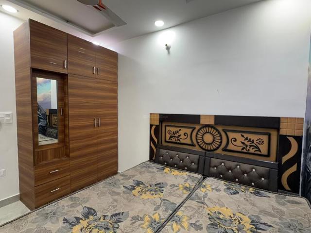Flat for rent in Nawada, Delhi