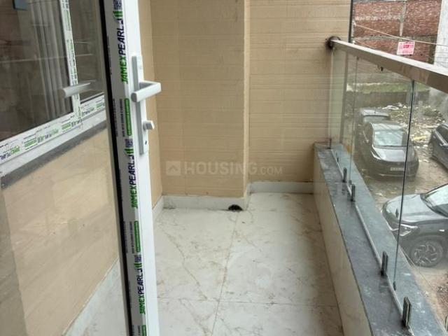 Flat for sale in West Delhi, Deri