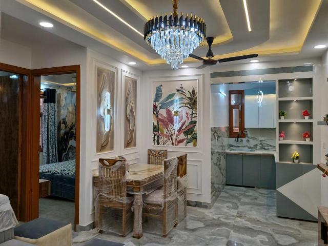 Flat for sale in West Delhi, Deri