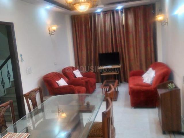 Flat for rent in Deri
