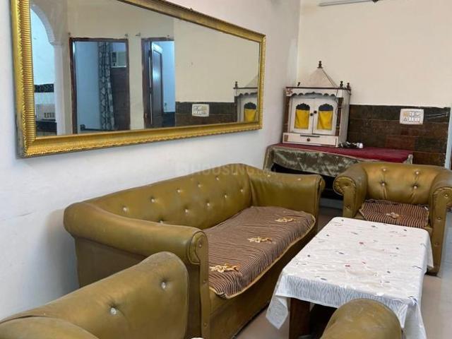 Flat for rent in Deri