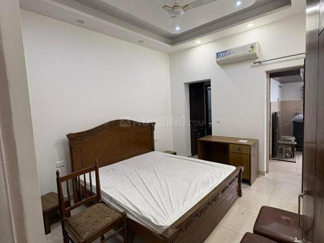 Flat for rent in Deri