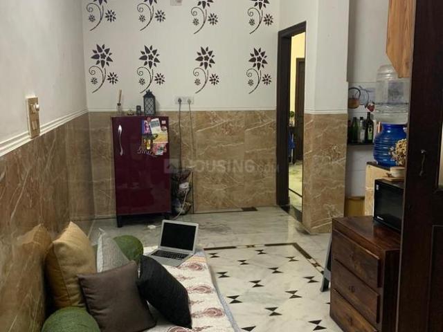 Flat for rent in Deri
