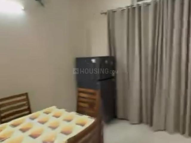 Flat for rent in Deri