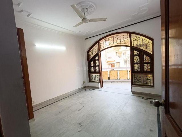 Flat for rent in Deri