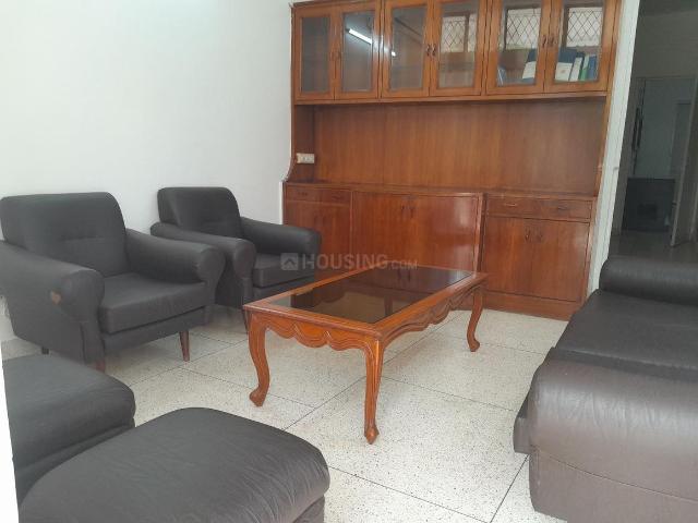 Flat for rent in Deri