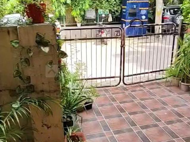 Flat for rent in Deri