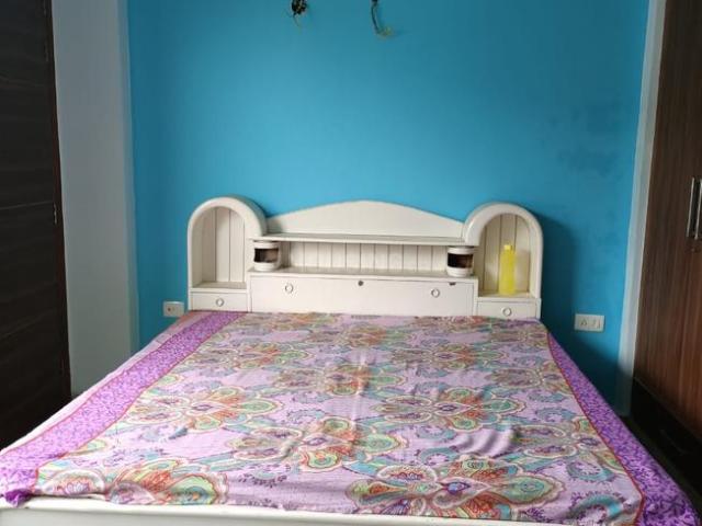 Flat for rent in West Delhi, Deri