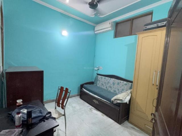 Flat for sale in West Delhi, Deri