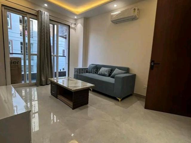 Flat for rent in South Delhi, Deri