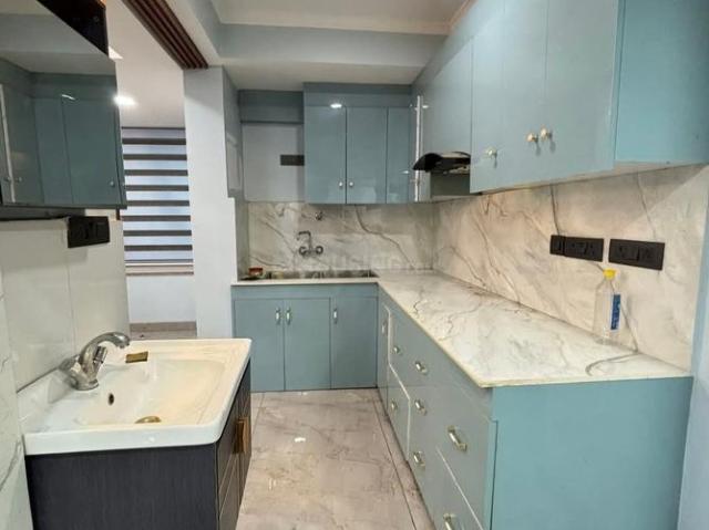 Flat for rent in South Delhi, Deri