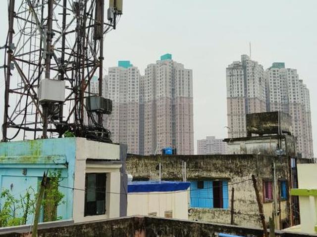 Flat for sale in Golf Green, Kolkata