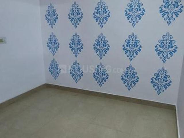 Flat for rent in Deri