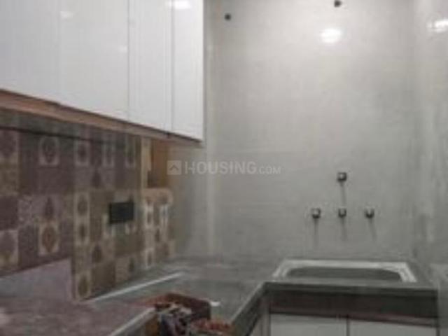 Flat for rent in Deri