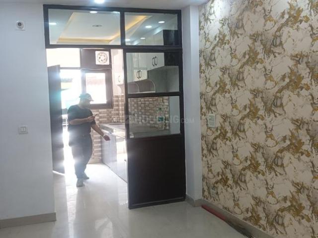 Flat for rent in Deri