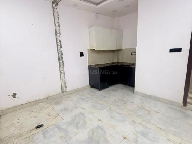 Flat for rent in Deri