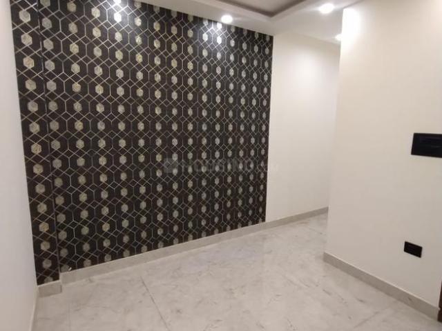 Flat for rent in Deri