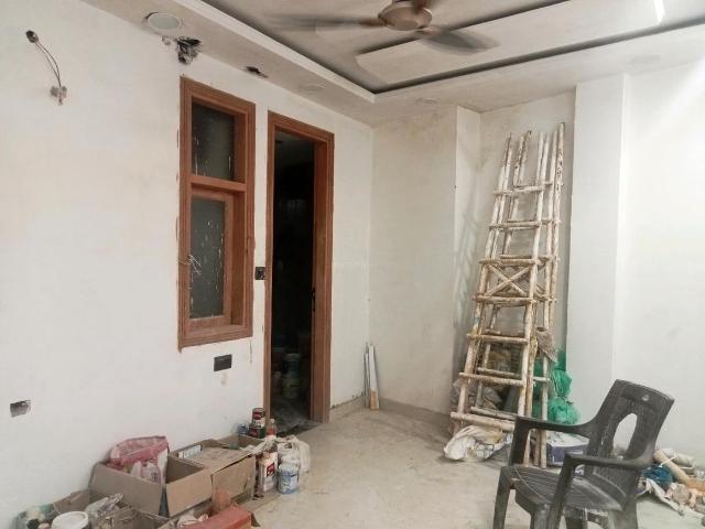 Flat for rent in Deri