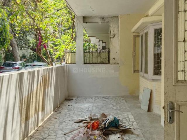 Flat for rent in Deri