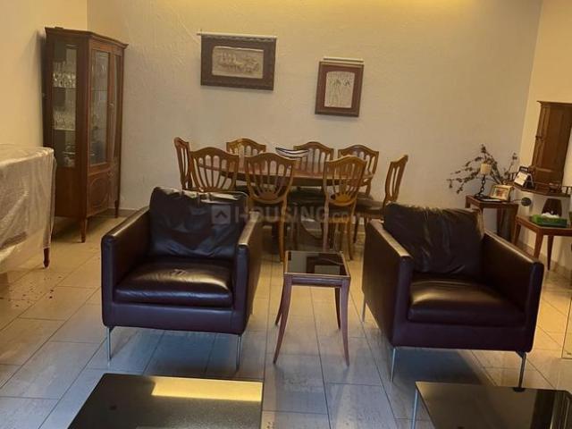 Flat for rent in Deri