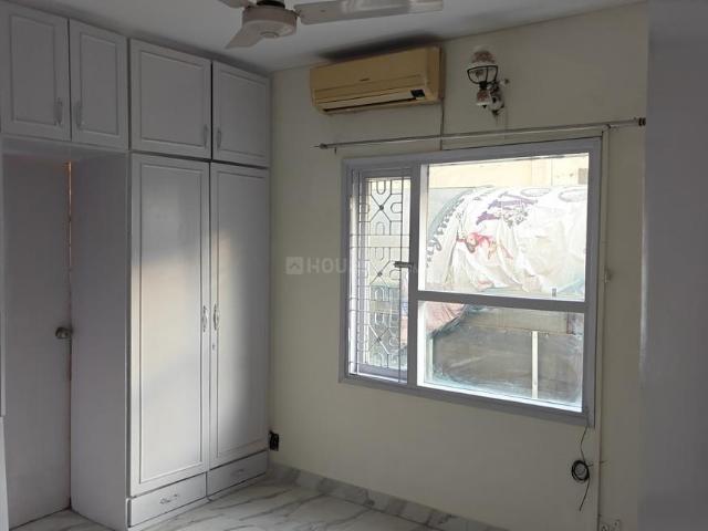 Flat for rent in Deri