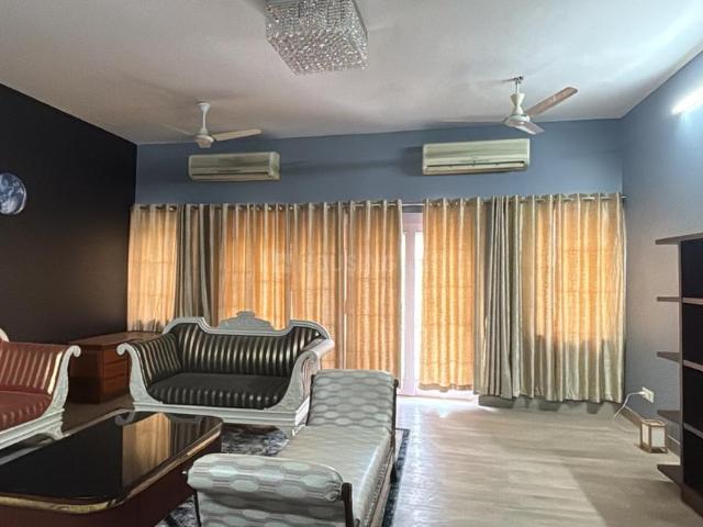 Flat for rent in Deri