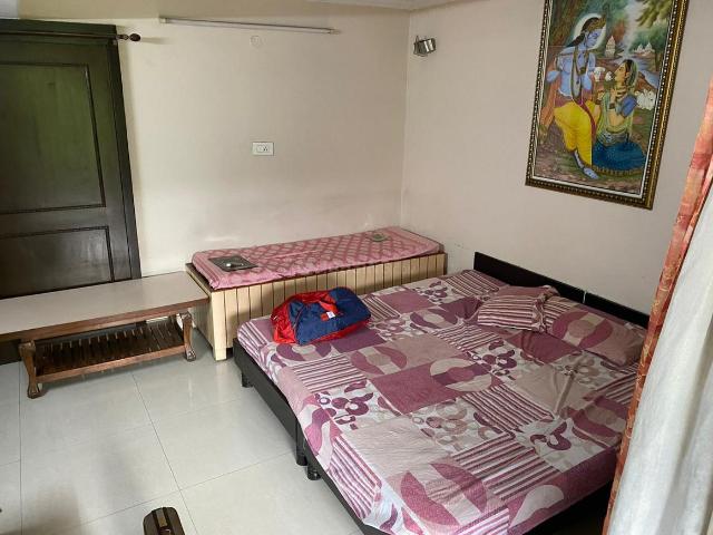 Flat for rent in Green Park, Delhi