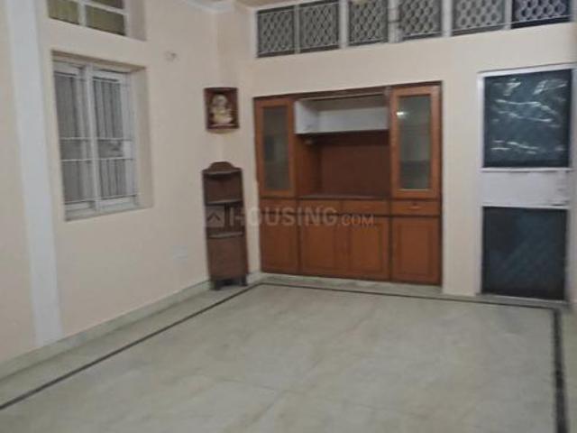 Flat for rent in West Delhi, Deri