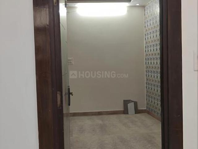 Flat for rent in West Delhi, Deri