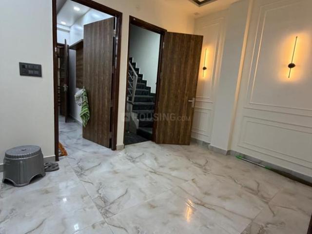 Flat for rent in West Delhi, Deri