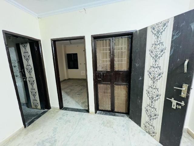 Flat for rent in West Delhi, Deri