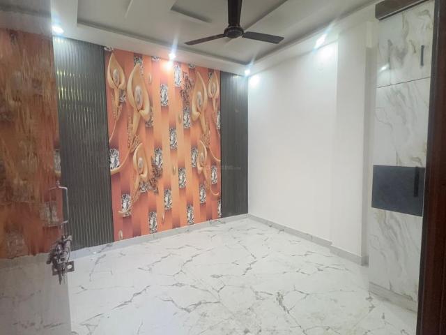 Flat for sale in Vijay Nagar, Delhi