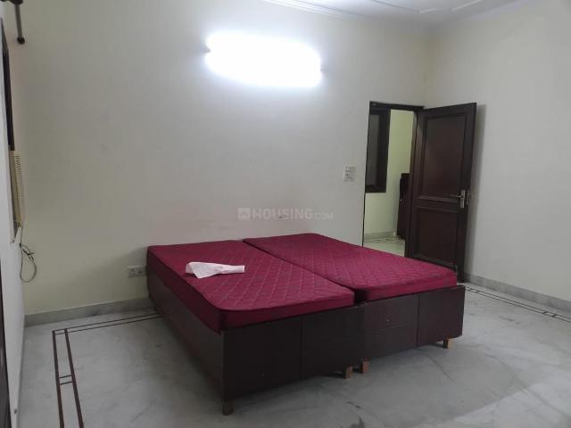 Flat for rent in South Delhi, Deri