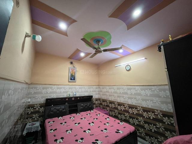Flat for sale in North Delhi, Deri