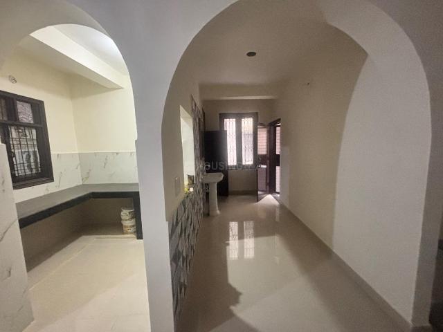 Flat for rent in Deri