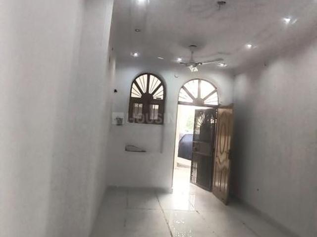 Flat for rent in West Delhi, Deri