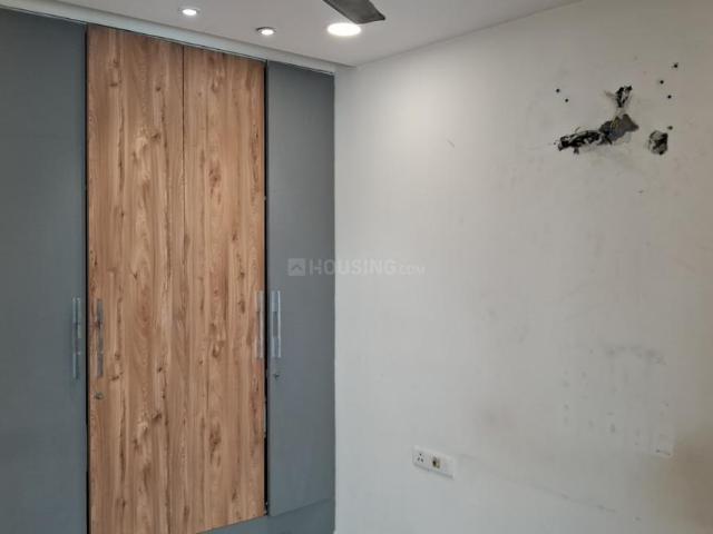 Flat for rent in South West Delhi, Deri